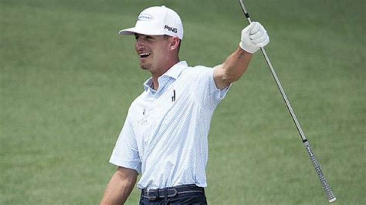 5 Things About Amateur Golfer At The Masters Hollywood Life