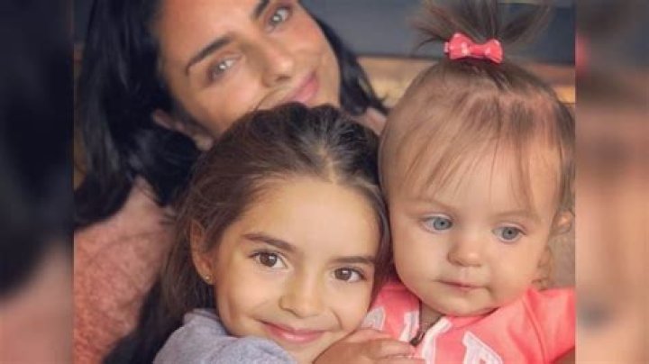 Aislinn Derbez Daughter