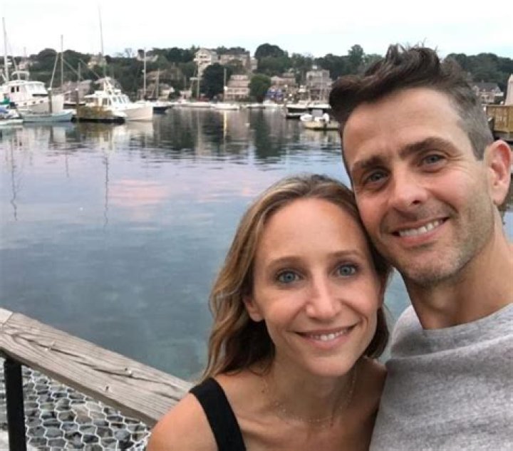 Barrett Williams Facts About Joey Mcintyre Wife
