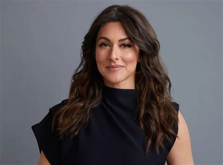 Bio, Wiki, Age, Height, Husband, and Career