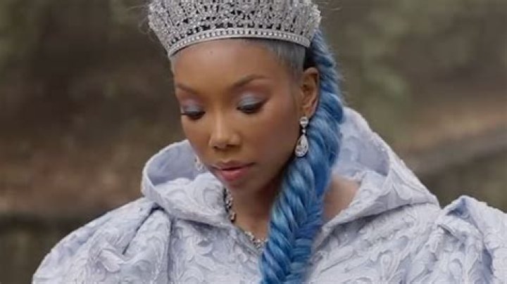 Brandys Cinderella Makes Long-Awaited Return in First Look at New Disney+ Musical |