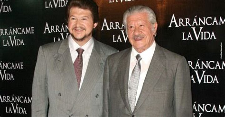 Clara Aranda Lpez, Ignacio Lpez Tarso's wife