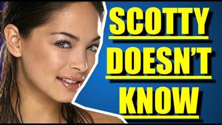 Did Matt Damon sing Scotty doesnt know? Celebrity ·