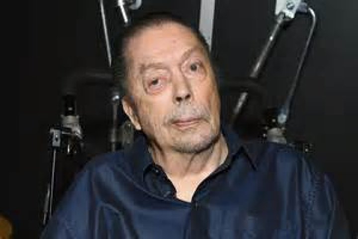 Everything We Know About English Actor Tim Curry Health Condition In 2022