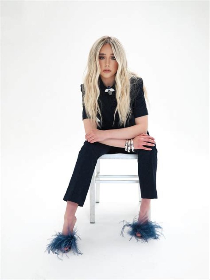 GleamVibe | Jenna Davis