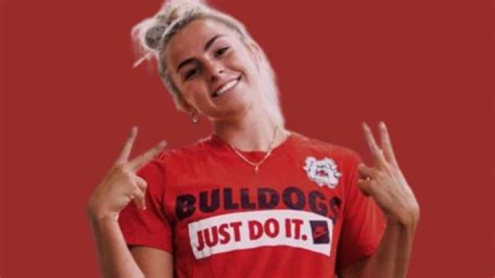 Haley Cavinder - Bio, Age, Wiki, Facts and Family ·