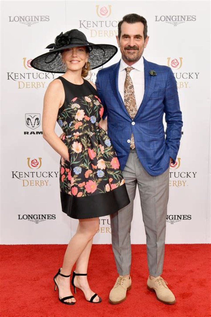 Holly Burrell Is a Professional Chef Facts about Ty Burrell's Wife