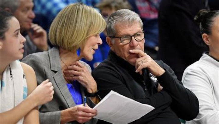Is Chris Dailey Married? Insights And Discoveries