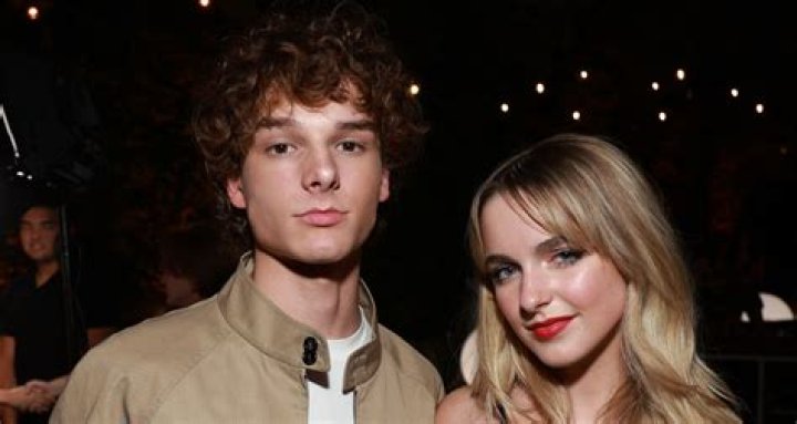 Is Sophie Grace Dating? Know Her Age, Parents, and Boyfriend