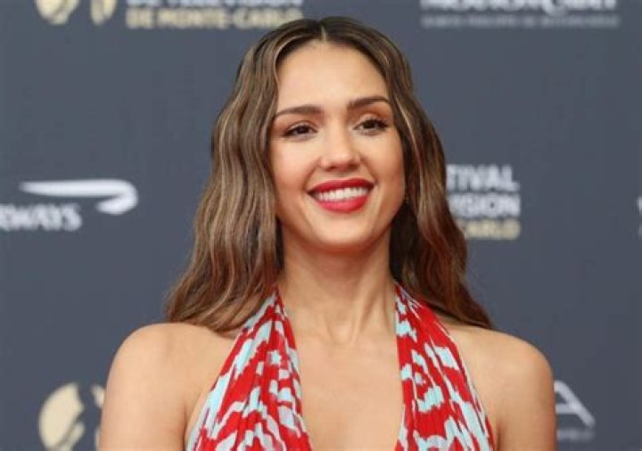 Jessica Alba Wiki, Height, Weight, Age, Boyfriend, Family, Biography, Net Worth & More