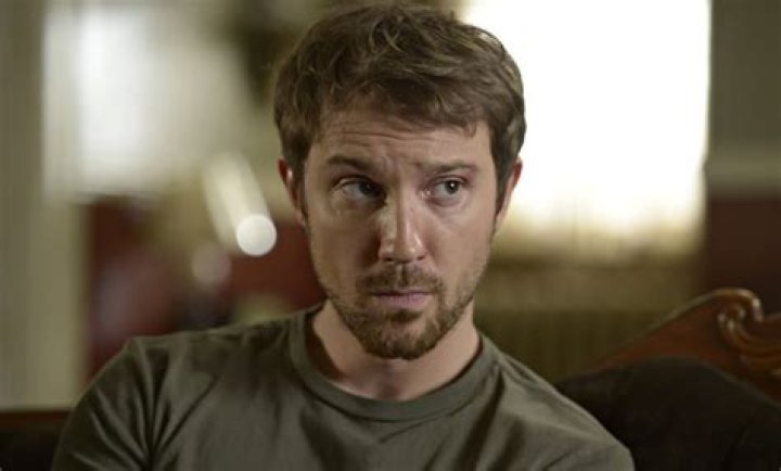 Know About Sam Huntington; Age, Height, Net Worth, Wife |