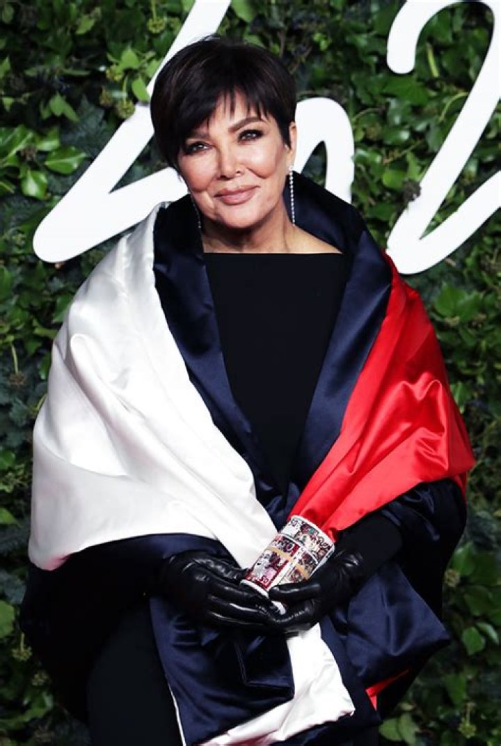Kris Jenner Rocks Long Hair & Bangs In New Makeover Hollywood Life