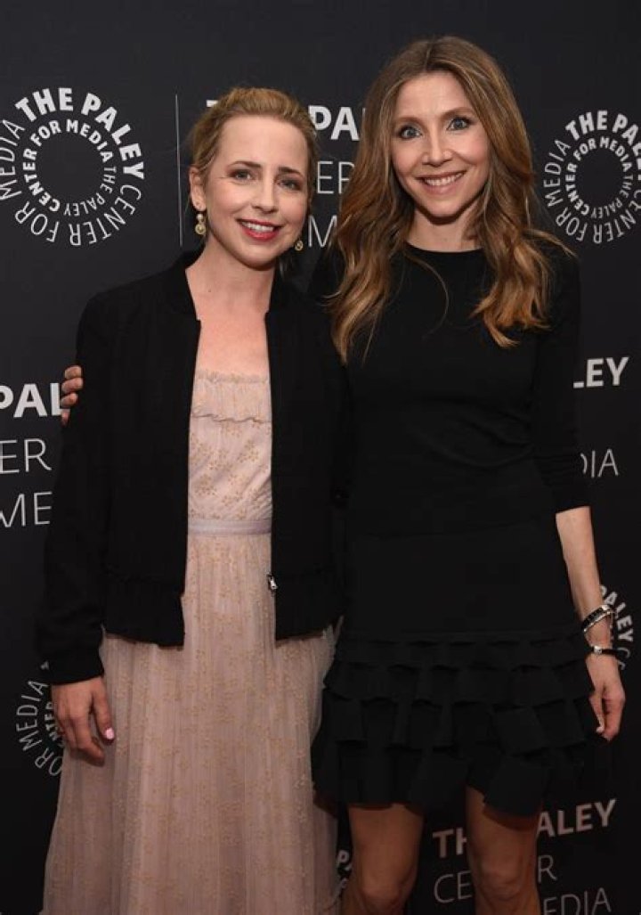 Lecy Goranson Bio, Wiki, Age, Height, Family, Husband, Child, Kids, Tattoo, Actress, Net Worth