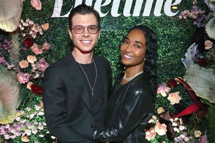 Matthew Lawrence and Chilli Age: Exploring the Relationship and Their Journey Together
