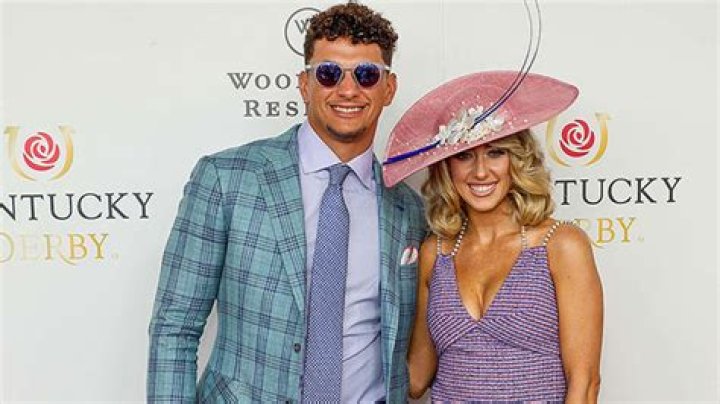 Patrick Mahomes & Wife Brittany Attend The 2023 Kentucky Derby: Photos Hollywood Life