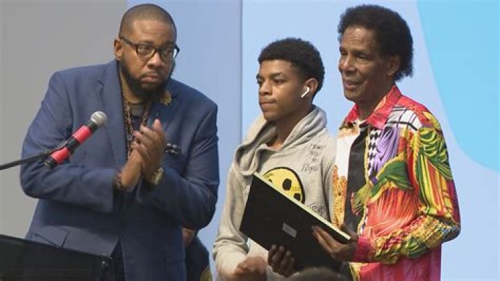 Pee Wee Kirkland Net Worth, Income, Salary, Earnings, Biography, How much money make? ·