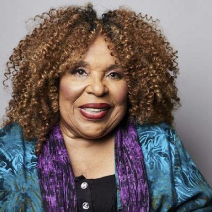 Roberta Flack- Wiki, Age, Height, Husband, Ethnicity, Net Worth, Career |