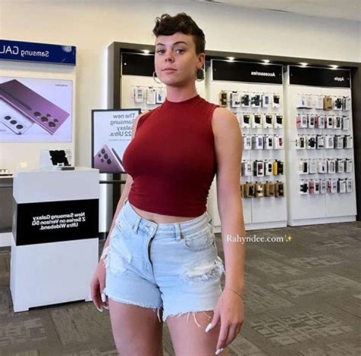 Shark Bae OnlyFans Leaks: Exploring the Buzz and Controversies