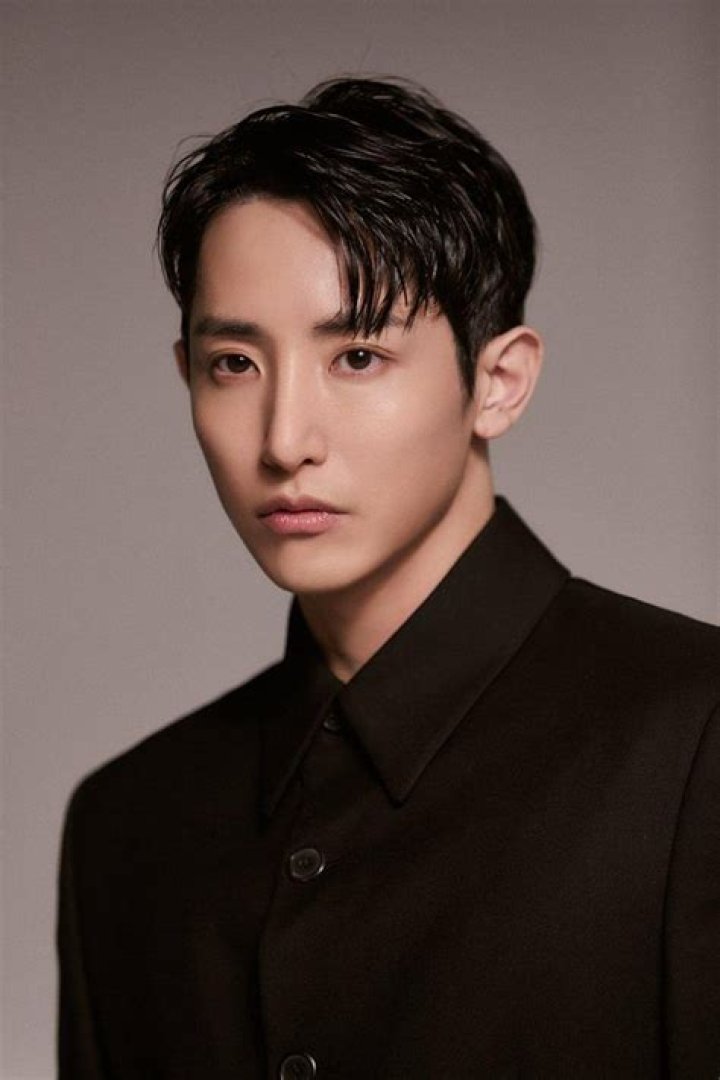 Understanding Lee Soo Hyuk's Family: A Deep Dive into the Life of the Rising Star