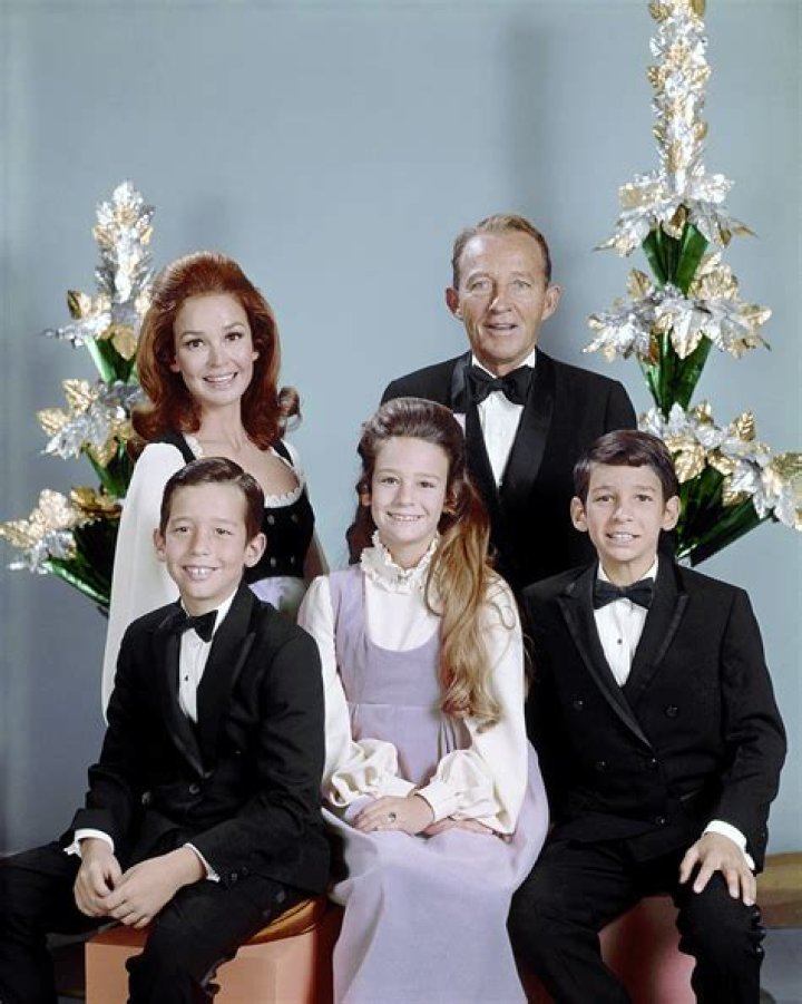 Unveiling The Crosby Family: Behind Sidney's Legendary Success
