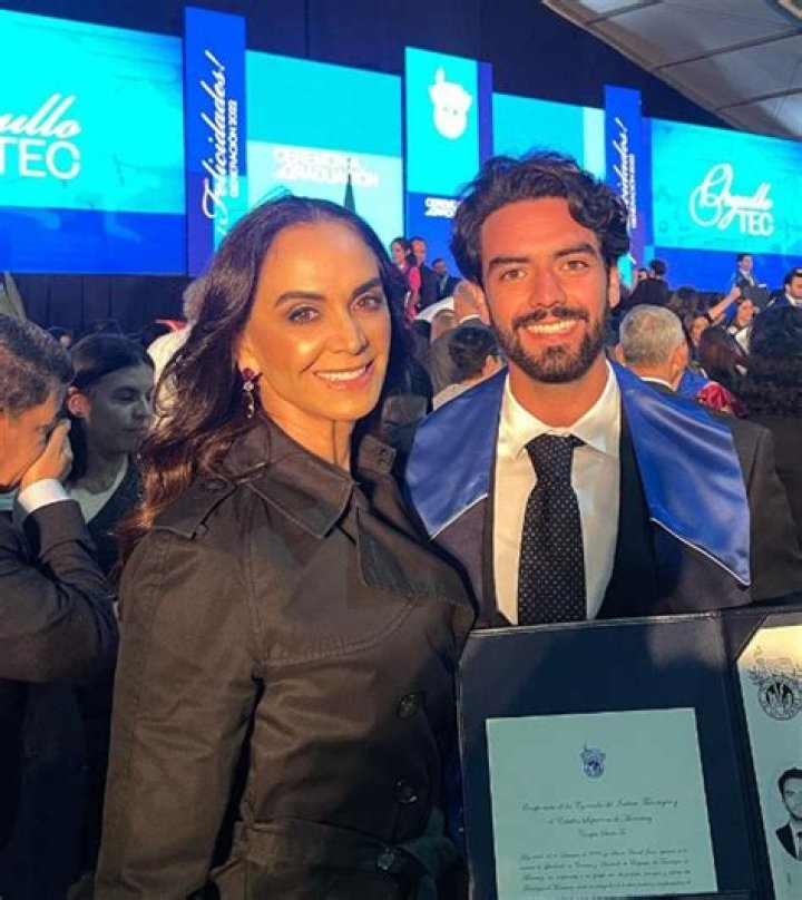 Unveiling The Genius Of Simon Charaf Medina: Insights And Innovations