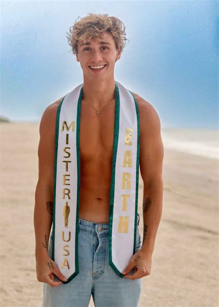 Unveiling The Untold: Hayden Greene Nude