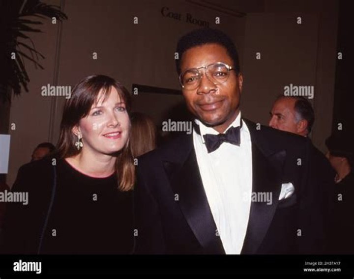 What Is Carl Weathers Net Worth