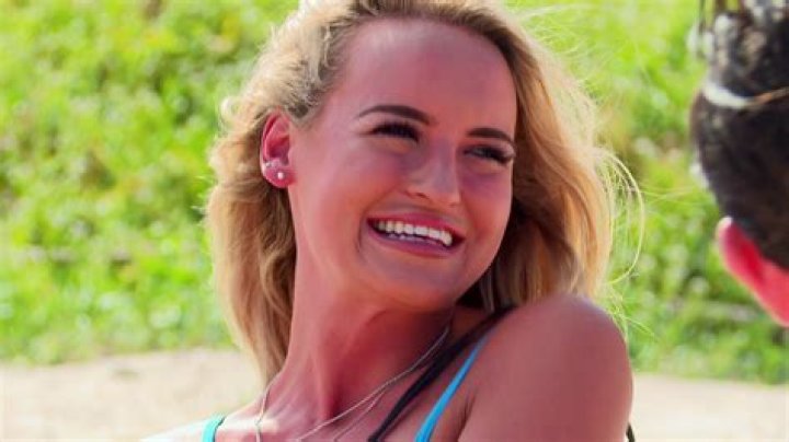 Who Are The Kaplan Twins On 'Ex On The Beach?' Meet Lexi and Allie |