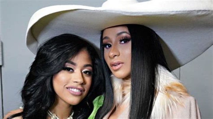 Who is Hennessy Carolina, Cardi B’s sister?Girlfriend, age, net worth