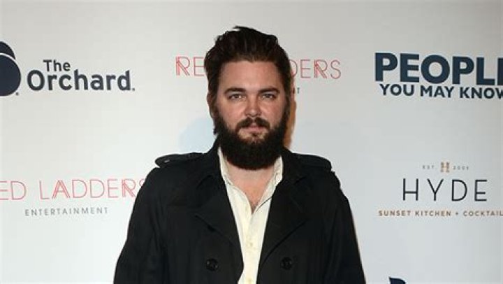 Who Is Nick Thune? All About the Comedian Hollywood Life