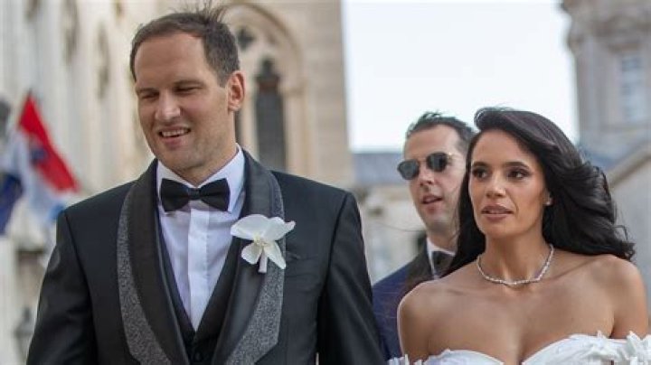 Who Is Zrinka Cvitesic's Partner Niko Kranjar?